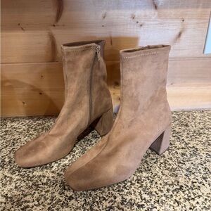 Tan Suede Ankle Boots Women's Size‎ 8